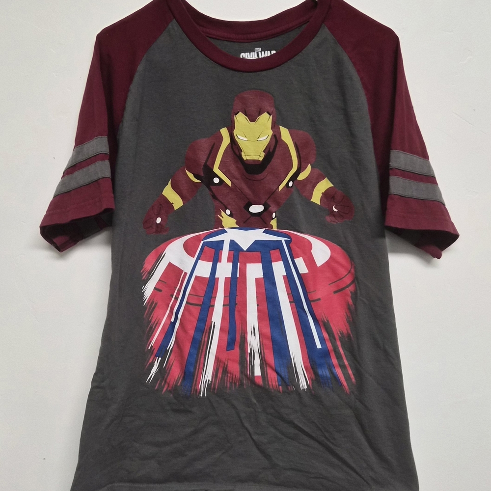 Marvels Captain America: Civil War T-Shirt